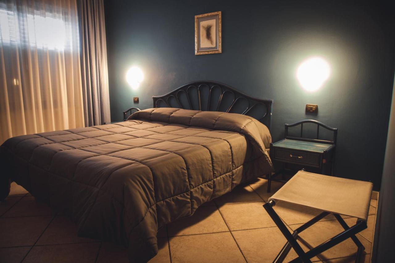 Hotel Camino Vecchio Fossato di Vico Eksteriør billede