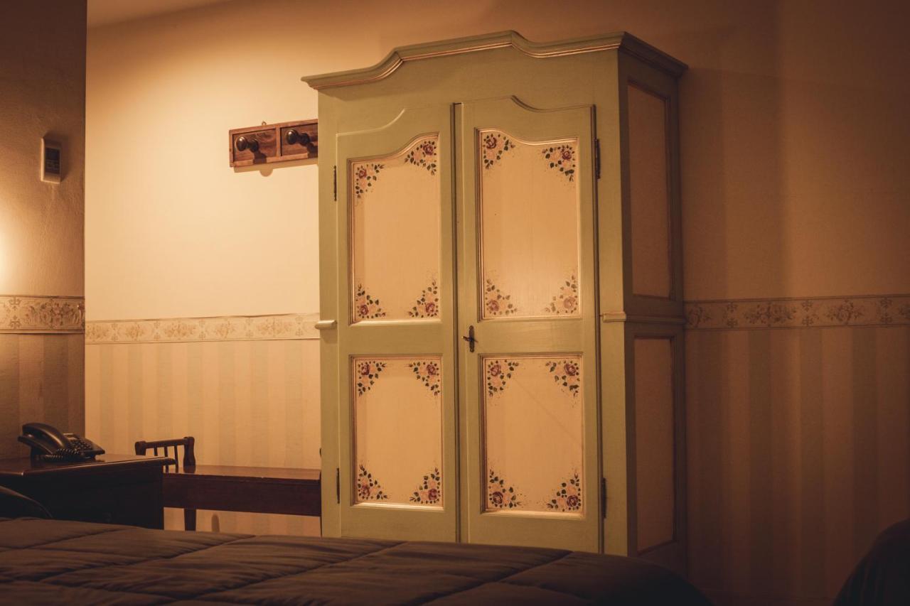 Hotel Camino Vecchio Fossato di Vico Eksteriør billede