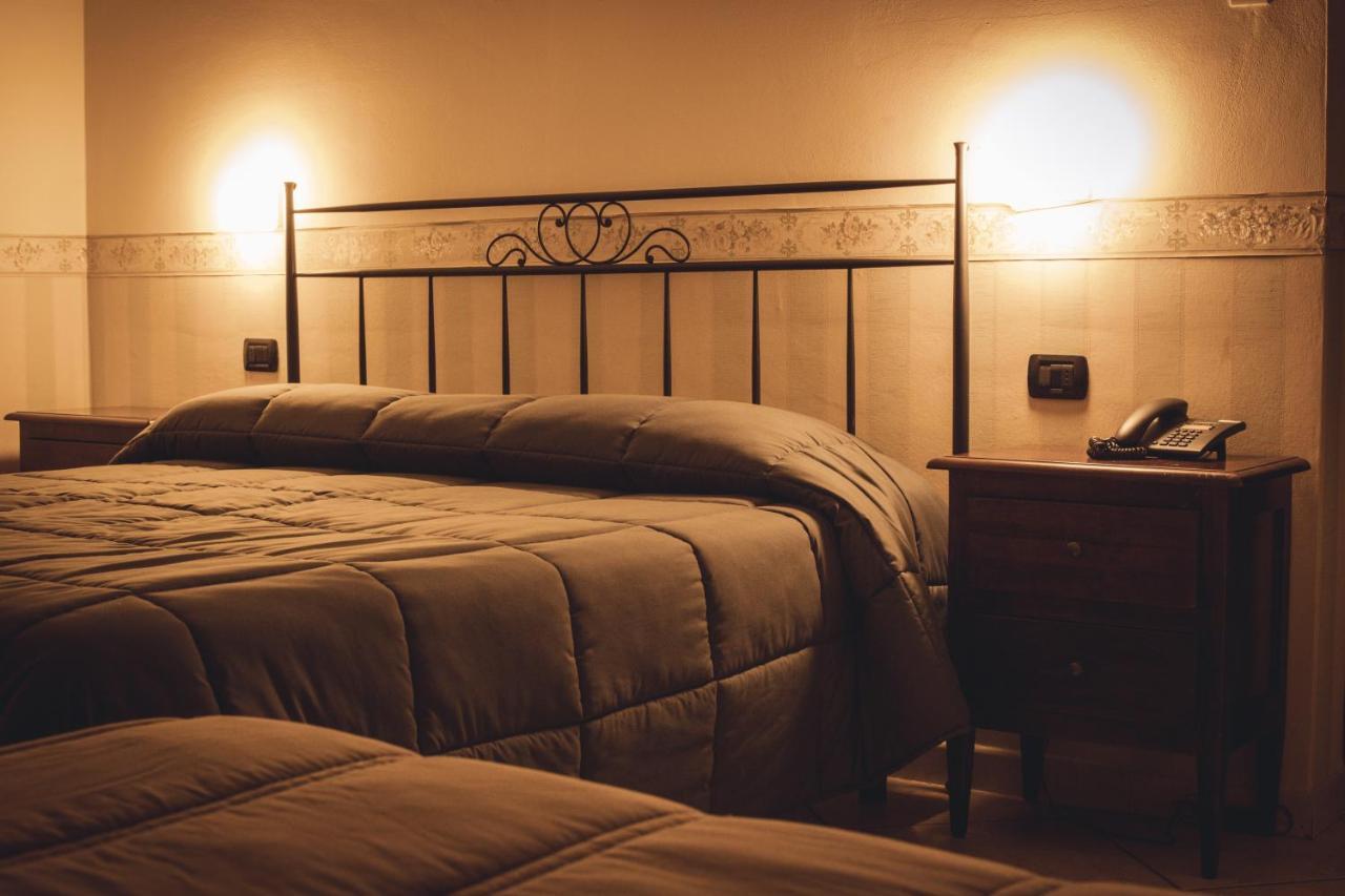 Hotel Camino Vecchio Fossato di Vico Eksteriør billede